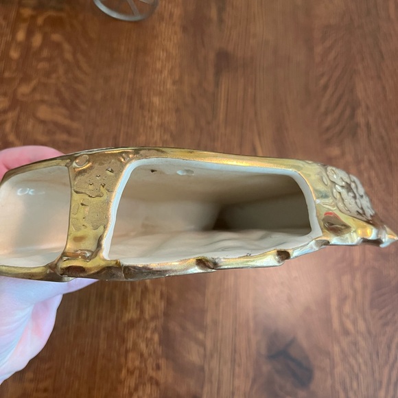 McCoy Vintage Gold Fan Wall Decor - Picture 2 of 14